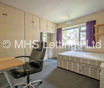 3 Bedroom Mid Terraced House for rent in Langdale Avenue - Photo 3