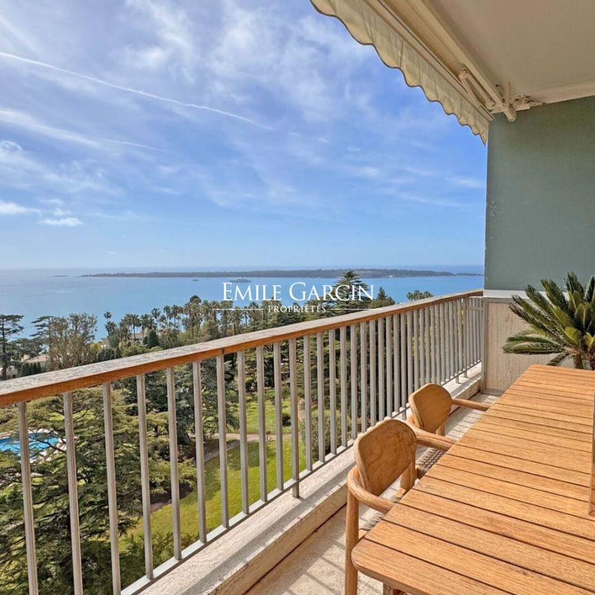 Cannes Cote d'Azur, Appartement à louer, vue mer, piscines - Photo 1