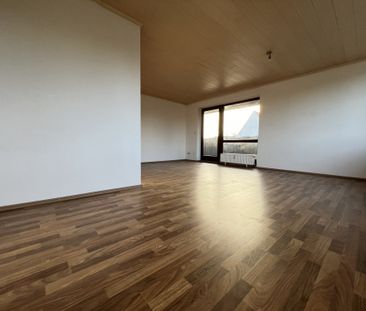 4-Zimmer-Dachgeschosswohnung mit zusätzlichem Dachausbau in Stuhr-V... - Photo 1