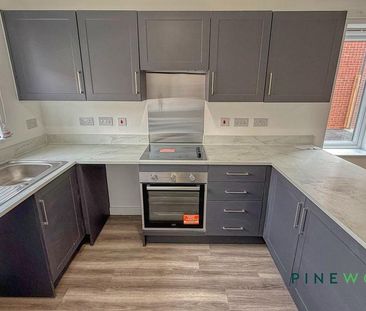 3 bedroom semi-detached house to rent - Photo 6