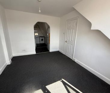 2 Bed Flat, London, HA3 - Photo 6