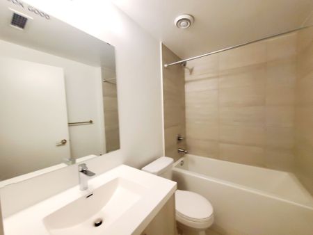 For Lease - 77 Mutual Street Unit# 412, Toronto, Ontario - Photo 2