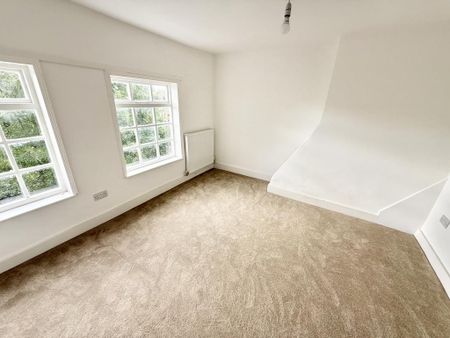 3 bedroom terraced house to rent - Photo 3