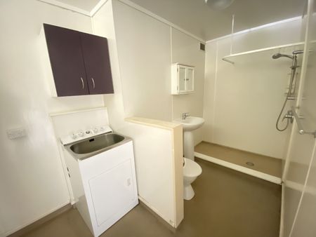 Riverside Apartment Ground floor 2 Bedroom - Photo 2