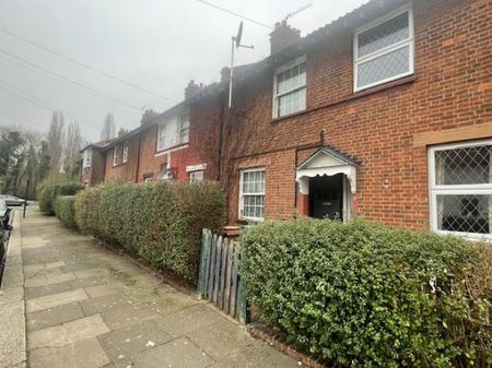 2 Bedroom House To Let - Photo 2