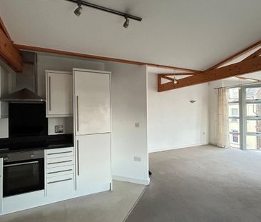 2 bedroom terraced house to rent - Photo 5