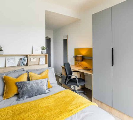 Ensuite Gold - Photo 4