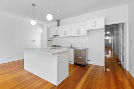 A Wonderful Victorian Home! - Photo 2