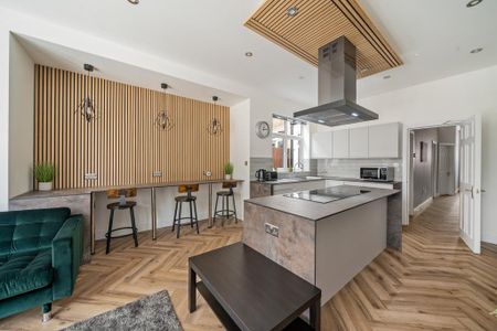 1 bedroom in a house share to rent - Photo 3