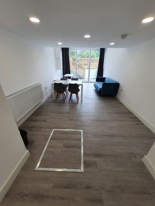 2 Bed Flat, Queens Drive, N4 - Photo 1