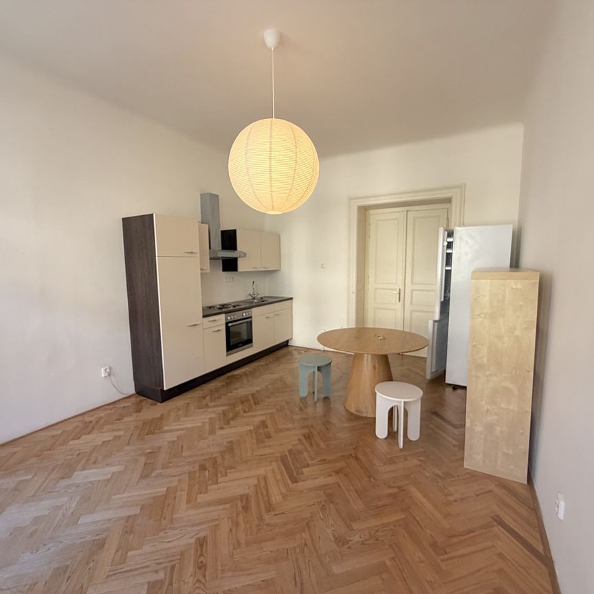 Pronájem bytu 2+kk 50 m² - Photo 1