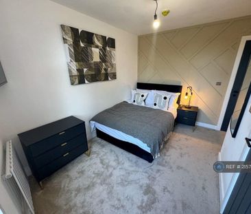 1 bedroom in a house share to rent - Photo 5