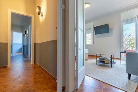 Plaça dAlfons el Savi, Barcelona, Catalonia 08025 - Photo 3