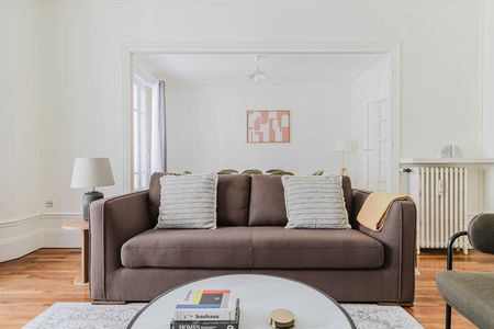 Rue Saint-Romain - Photo 2