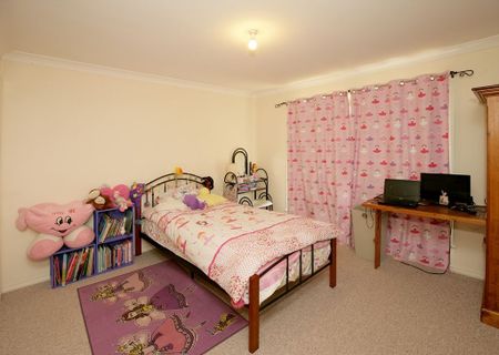 Home For Rent - Photo 4