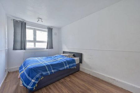 3 bedroom flat to rent - Photo 2