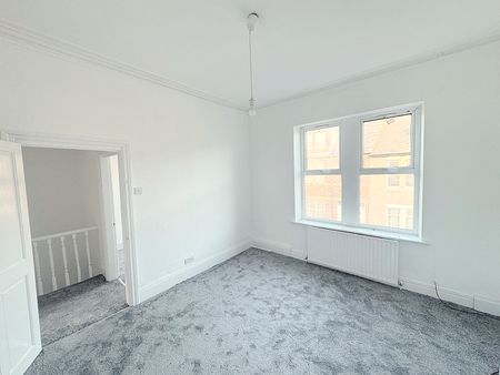 Hillfield Street - Photo 2