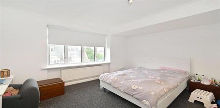 Amazing central location and a stones throw to UCL, SOAS, KINGS & UCH. - Photo 2