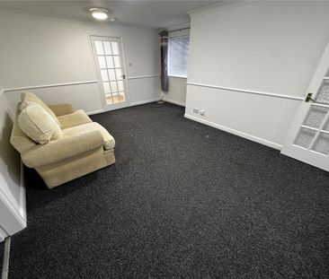 3 bedroom apartment to rent - Photo 1