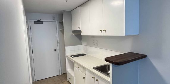 Clever Studio in a Prime Location - Photo 2