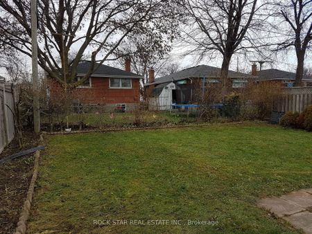 For Lease - 324 East 33rd Street Unit# Upper, Hamilton, Ontario - Photo 2