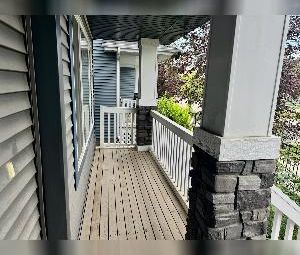 3 Bed 2.5 Bath Rosenthal Edmonton Garage For Rent - Photo 2
