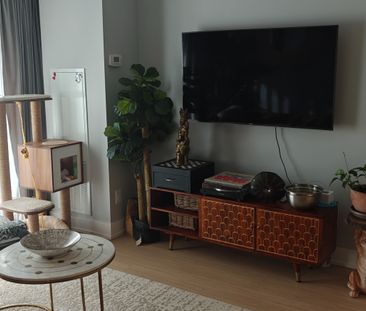 For Lease - 7 Grenville Street Unit# 3411 Master Bedroom, Toronto, ... - Photo 2