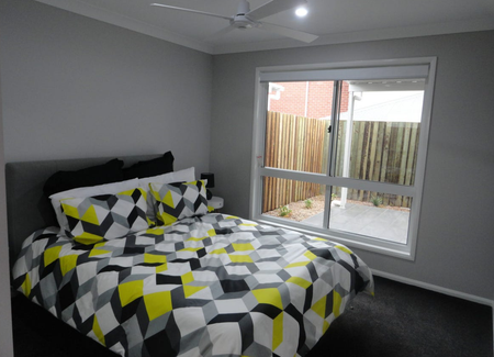 Stylish Modern 2-bedroom unit - Photo 2