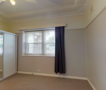 40 Lambton Road, Waratah NSW 2298 - Photo 5