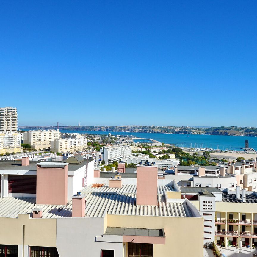 Apartamento T3 para arrendamento com extraordinária vista sobre a floresta, o rio e o mar. - Photo 1