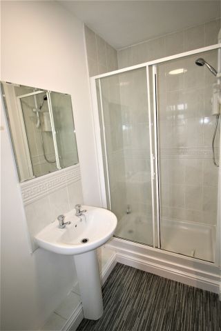 2 Bed Flat, Hadfield Close, M14 - Photo 5