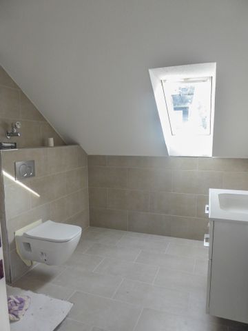 Moderne ca. 95 m² große 4-Zimmer-Wohnung mit Tageslichtbad ruhig gelegen im Hagener Süden - Photo 2