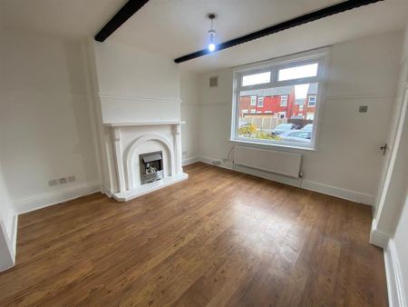 3 bedroom terraced house to rent - Photo 2
