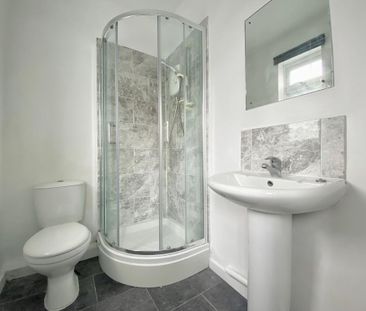 1 bedroom flat to rent - Photo 6