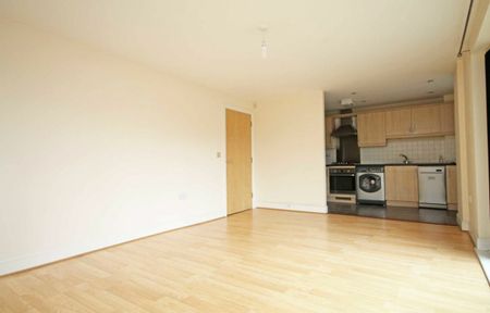 Sundeala Close, TW16, London - Photo 3