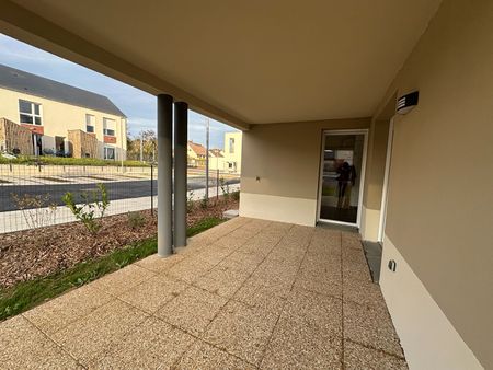 Location Appartement 4 pièces 82m² - Photo 4