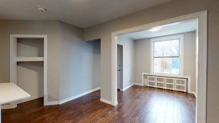 883 Somerset Street West - 3 - Photo 5