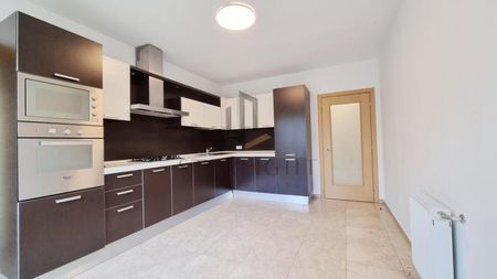 Iancu Nicolae For Rent 4 bedroom villa with community pool - Fotografie 4