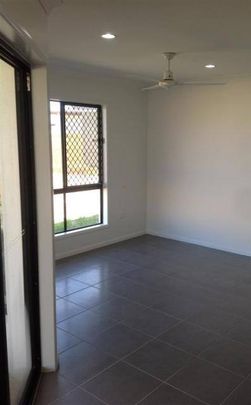 3 BEDROOM HOME FOR RENT IN OORALEA - Photo 1