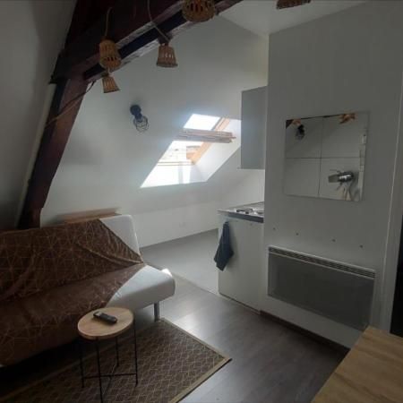 REIMS BOULINGRIN - STUDIO MEUBLE 13 m² - Photo 1