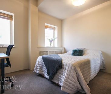 4 bedroom apartment to rent - Photo 3