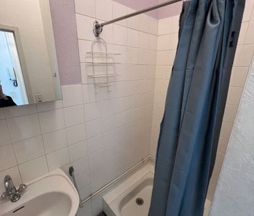 Location Appartement 1 pièce 23m² - Photo 3