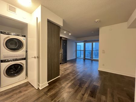 For Lease - 219 Dundas Street Unit# 2006, Toronto, Ontario - Photo 3