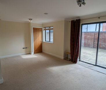 Victoria Court, Hereford - Photo 2