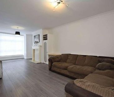 Cedar Road, Romford, RM7 - Photo 4