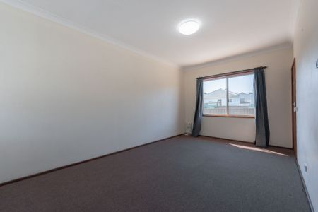 Beachside - Ground Floor Two Bedroom Unit - Photo 3