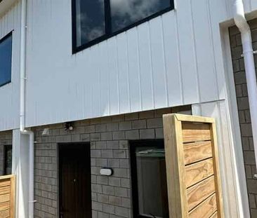 New Glen Eden Townhouse - Photo 3