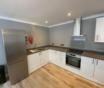 2 bedroom flat to rent - Photo 3