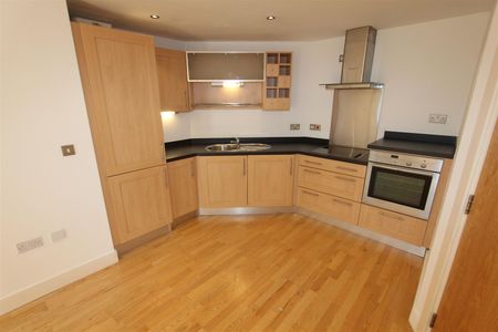 Mcclure House, Leeds City Centre, LS10 1LR - Photo 5