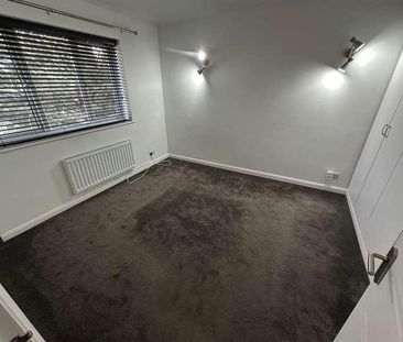 Milward Gardens, Bracknell, RG12 - Photo 3